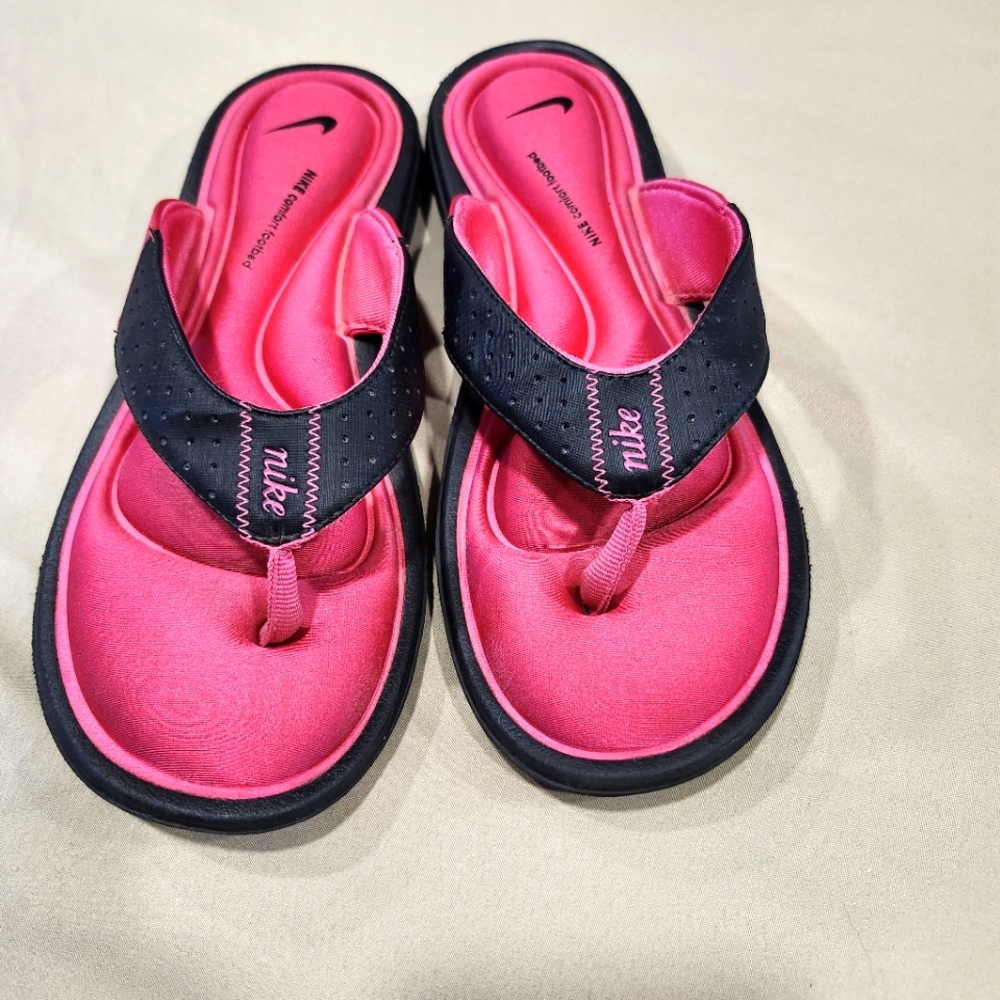 Nike Comfort Footbed Women's Thong Sandals - size 8